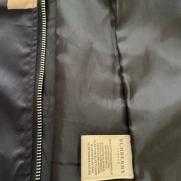 Men’s 3X Burberry hooded jacket. - Picture 2 of 4